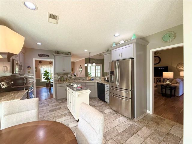 5331 Evian Xing NW, Kennesaw, GA 30152