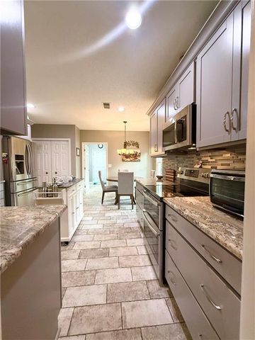 5331 Evian Xing NW, Kennesaw, GA 30152