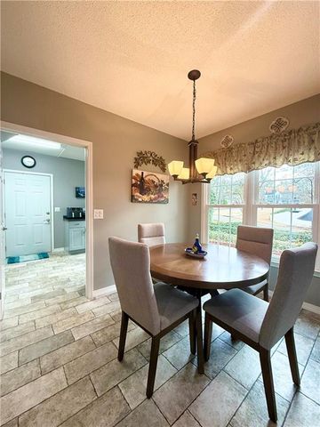 5331 Evian Xing NW, Kennesaw, GA 30152