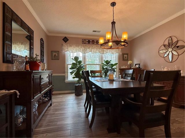 5331 Evian Xing NW, Kennesaw, GA 30152