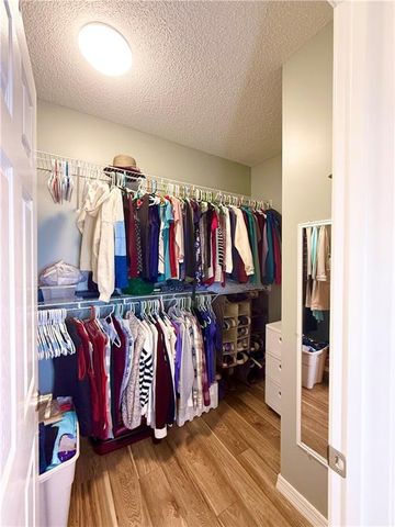 5331 Evian Xing NW, Kennesaw, GA 30152