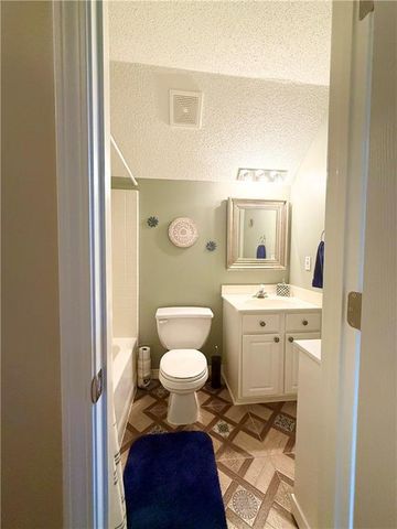 5331 Evian Xing NW, Kennesaw, GA 30152