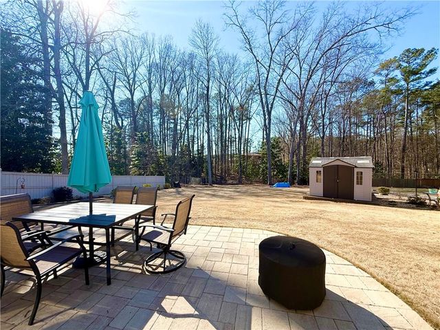 5331 Evian Xing NW, Kennesaw, GA 30152