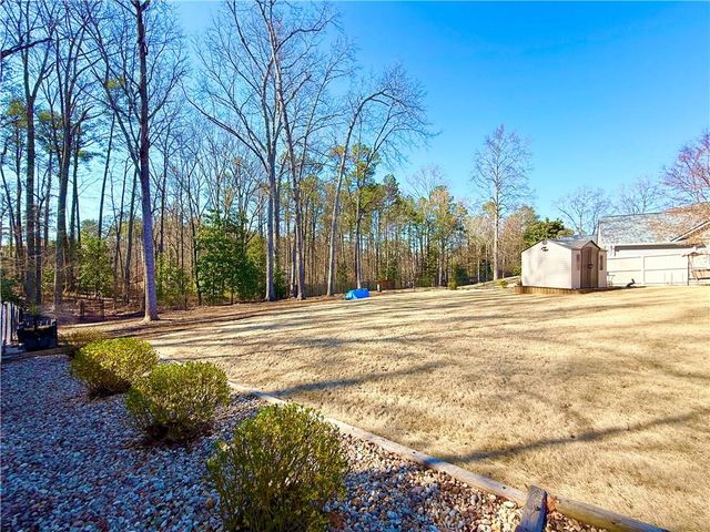 5331 Evian Xing NW, Kennesaw, GA 30152