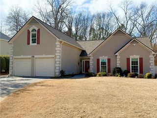 5331 Evian Xing NW, Kennesaw, GA 30152