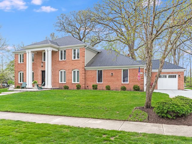 1415 Heatherton Drive, Naperville, IL 60563