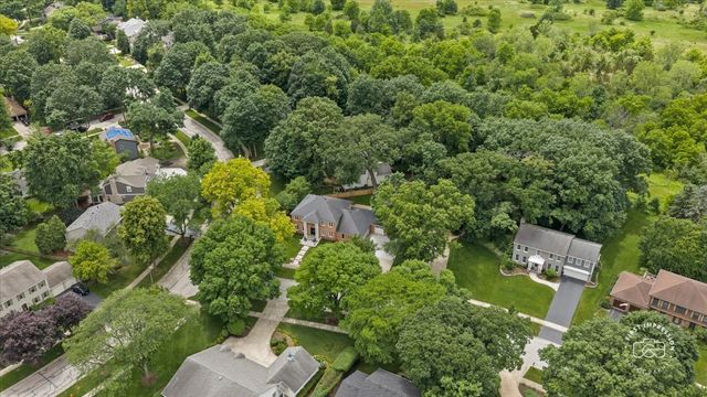 1415 Heatherton Drive, Naperville, IL 60563