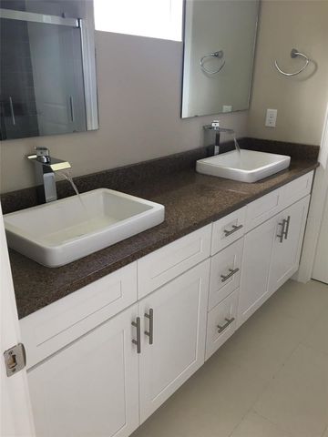 1229 E MURIEL STREET, Orlando, FL 32806