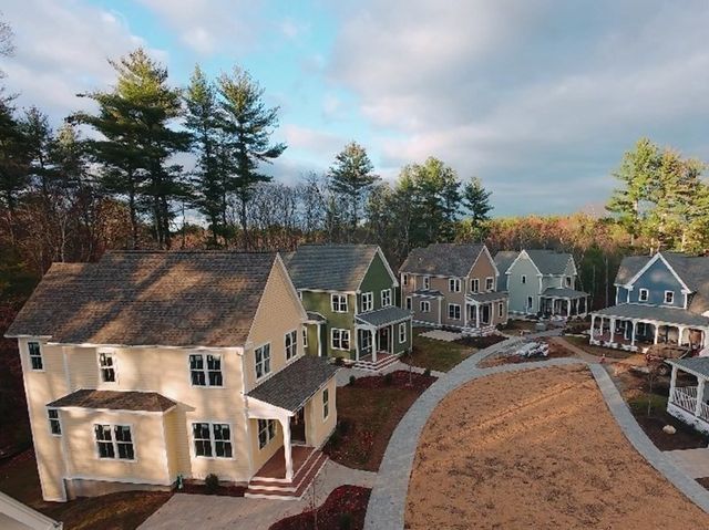 9 Kay's Walk, Carlisle, MA 01741