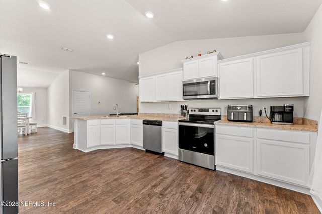 7891 OKLAHOMA Street, Jacksonville, FL 32220