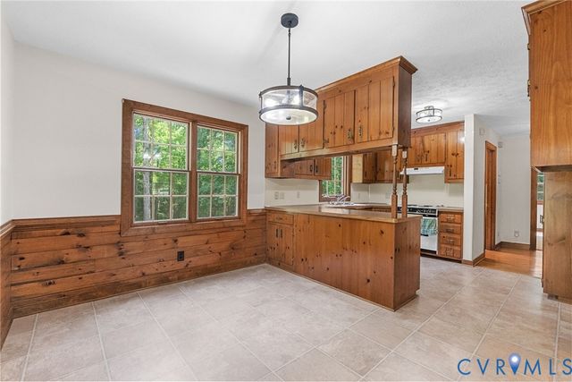 4232 Rockhill Rd, Mechanicsville, VA 23111