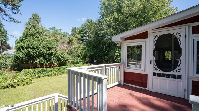 4 Orchard Drive, Kinderhook, NY 12106