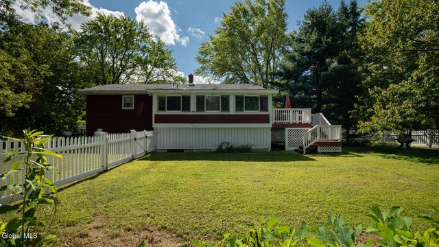 4 Orchard Drive, Kinderhook, NY 12106