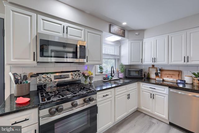 117 WHITNEY RD, Lancaster, PA 17603
