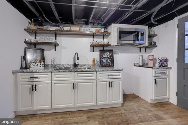 117 WHITNEY RD, Lancaster, PA 17603