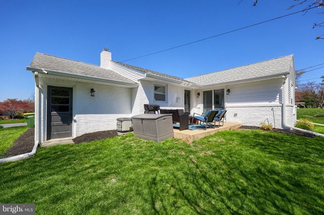 117 WHITNEY RD, Lancaster, PA 17603
