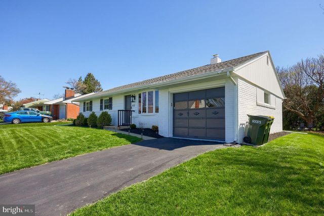 117 WHITNEY RD, Lancaster, PA 17603