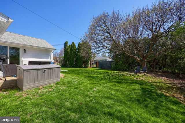 117 WHITNEY RD, Lancaster, PA 17603