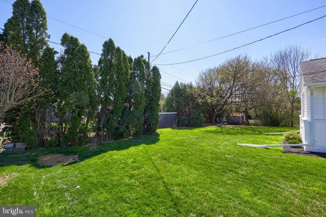 117 WHITNEY RD, Lancaster, PA 17603