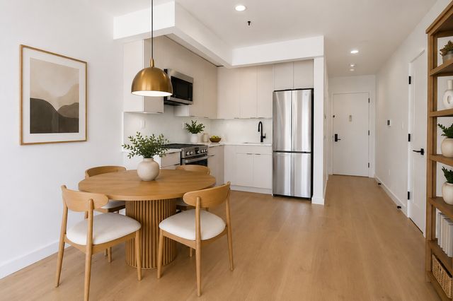 143 KINGSLAND Avenue, New York City, NY 11222