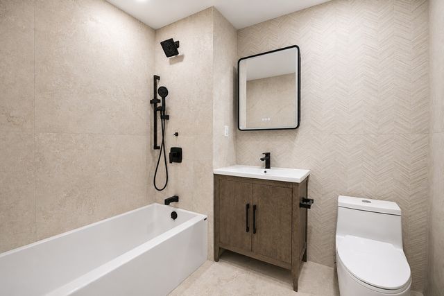 143 KINGSLAND Avenue, New York City, NY 11222