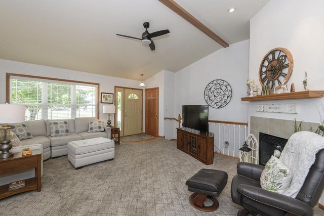 234 Brookside DRIVE, Mayville, WI 53050