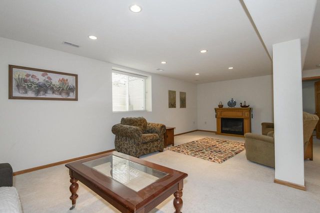 234 Brookside DRIVE, Mayville, WI 53050