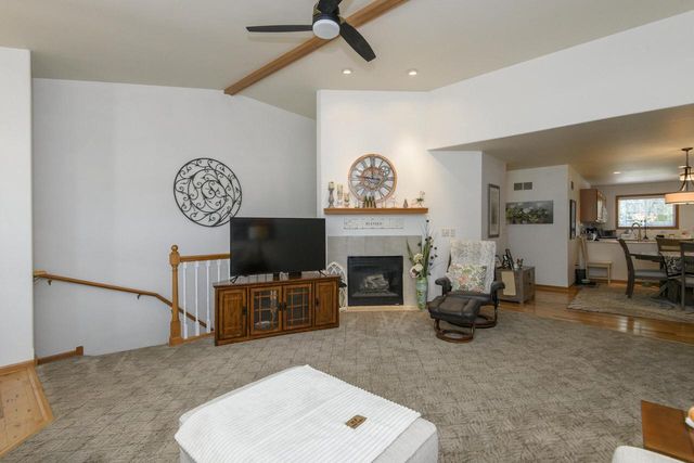 234 Brookside DRIVE, Mayville, WI 53050