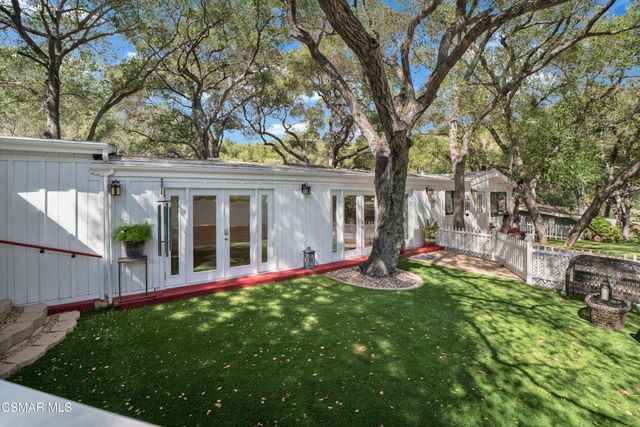 124 Merry Oak Lane, Westlake Village, CA 91361