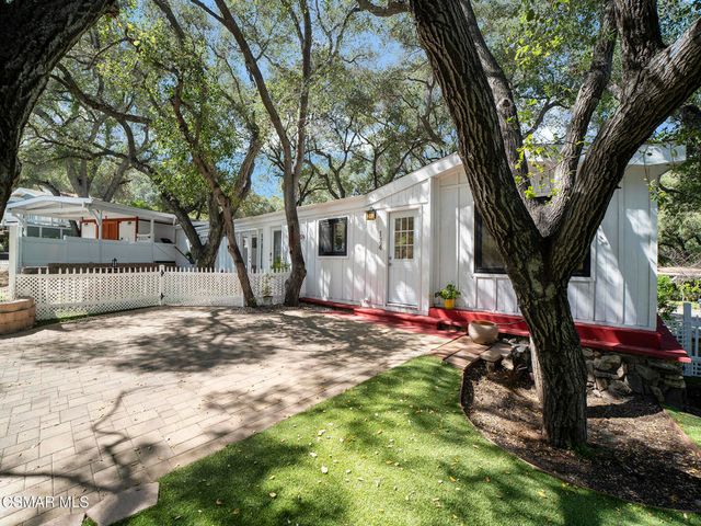 124 Merry Oak Lane, Westlake Village, CA 91361