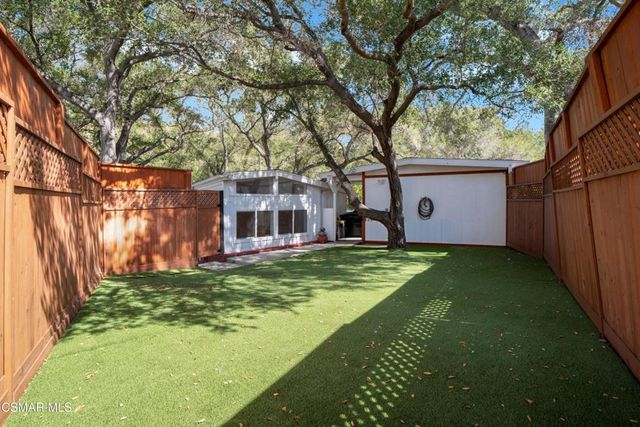 124 Merry Oak Lane, Westlake Village, CA 91361