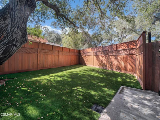 124 Merry Oak Lane, Westlake Village, CA 91361
