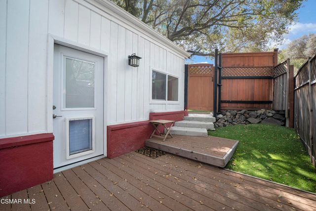 124 Merry Oak Lane, Westlake Village, CA 91361