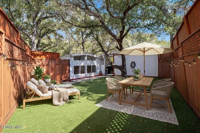 124 Merry Oak Lane, Westlake Village, CA 91361