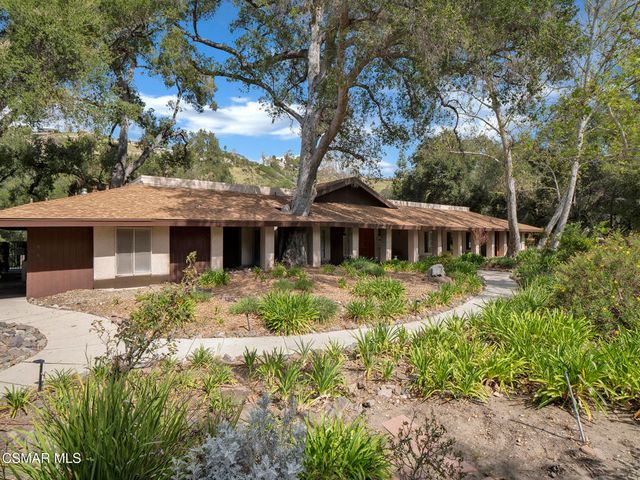 124 Merry Oak Lane, Westlake Village, CA 91361