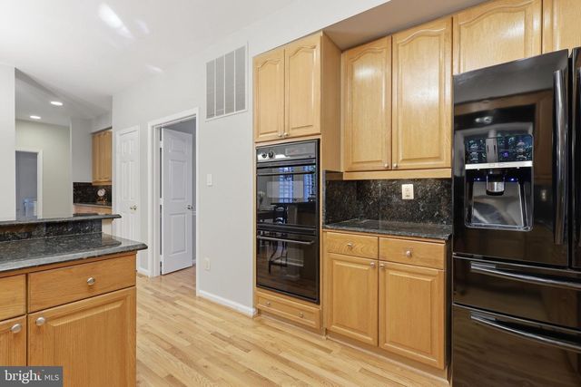 8556 HOOES RD, Springfield, VA 22153