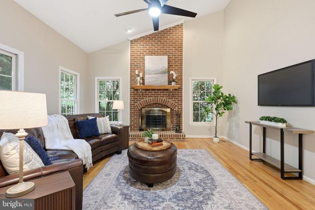 8556 HOOES RD, Springfield, VA 22153