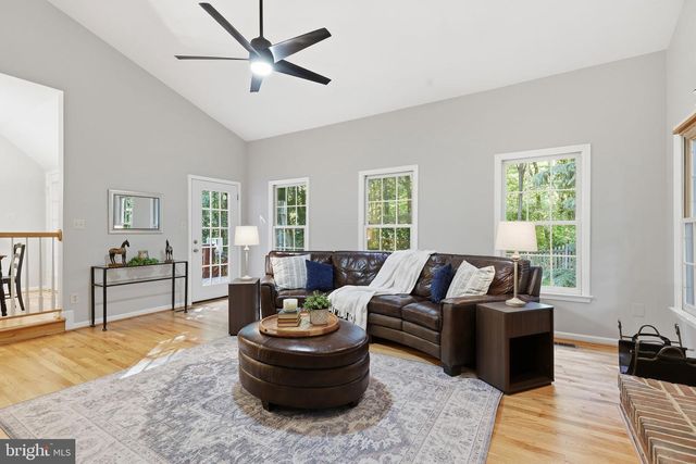 8556 HOOES RD, Springfield, VA 22153