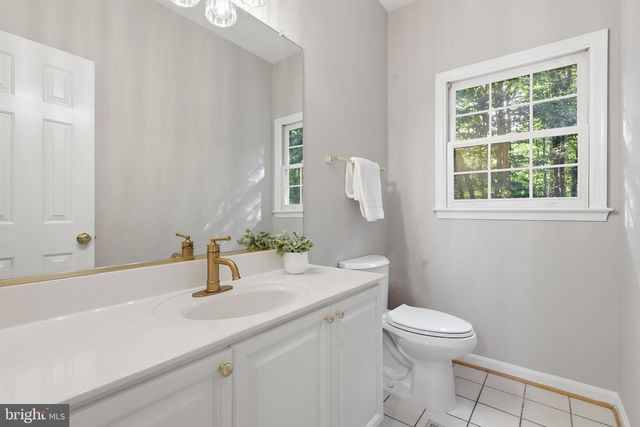 8556 HOOES RD, Springfield, VA 22153