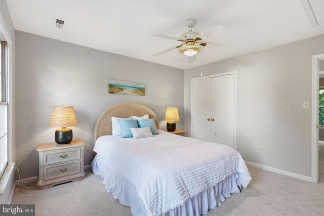 8556 HOOES RD, Springfield, VA 22153