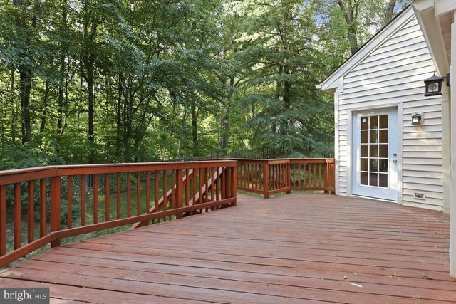 8556 HOOES RD, Springfield, VA 22153