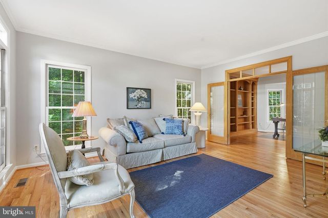 8556 HOOES RD, Springfield, VA 22153