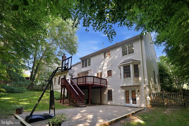 8556 HOOES RD, Springfield, VA 22153