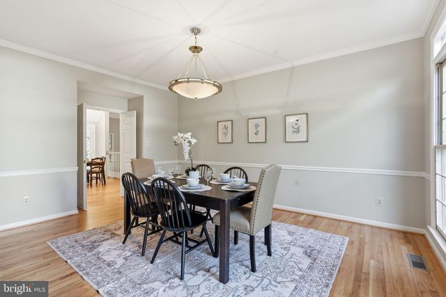 8556 HOOES RD, Springfield, VA 22153