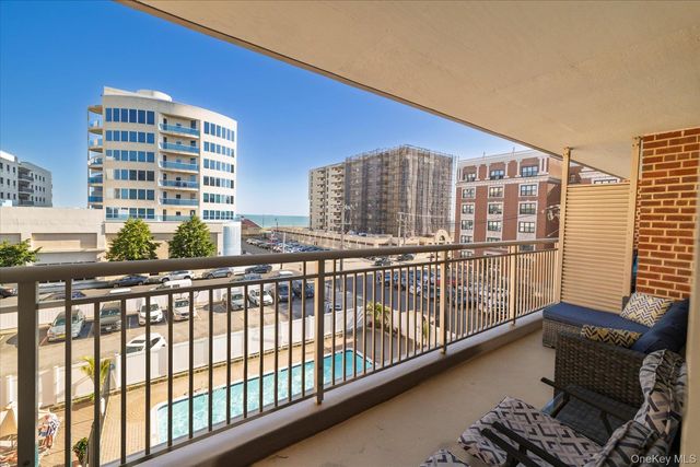 410 E Broadway 4C, Long Beach, NY 11561