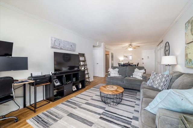 410 E Broadway 4C, Long Beach, NY 11561