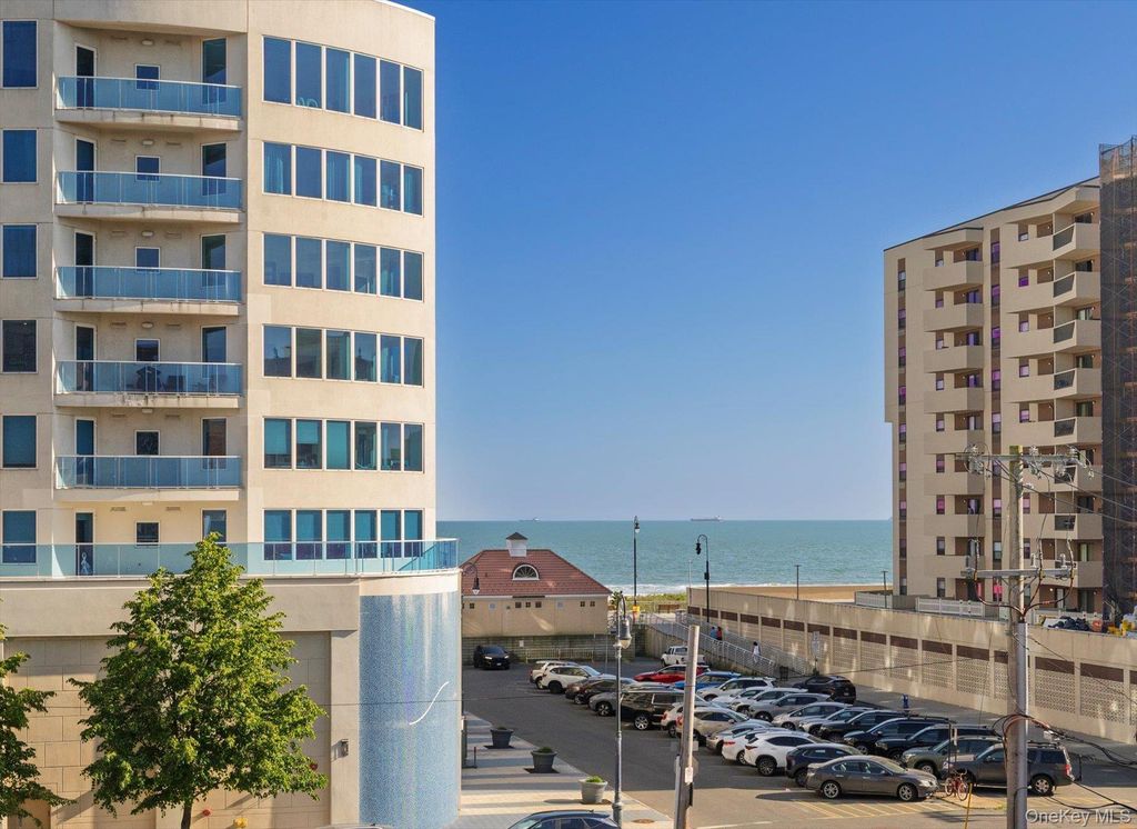 410 E Broadway 4C, Long Beach, NY 11561