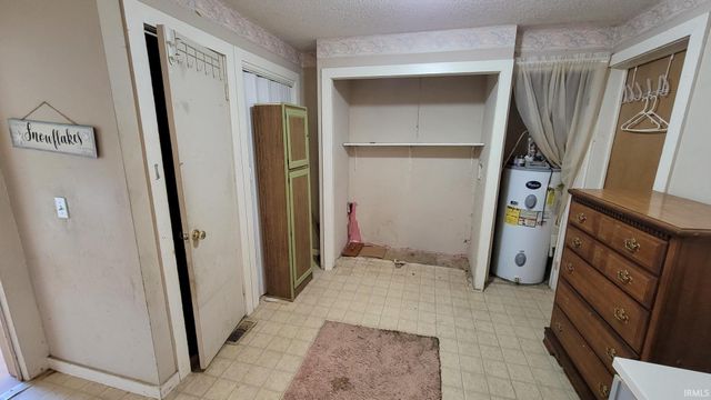 2220 S Selby Street, Marion, IN 46953