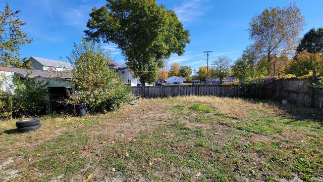 2220 S Selby Street, Marion, IN 46953