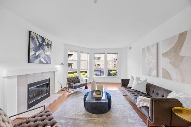 860 Meridian Bay Lane 135, Foster City, CA 94404